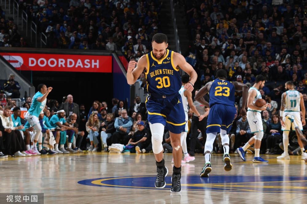 在现代足球 在现代足球